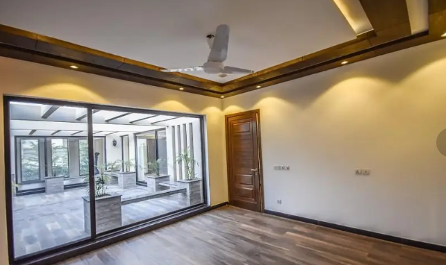 ready-to-rent-a-upper-portion-20-marla-in-lahore-big-0