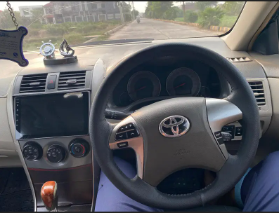 toyota-corolla-altis-2010-18-toyota-corolla-altis-car-for-sale-big-4