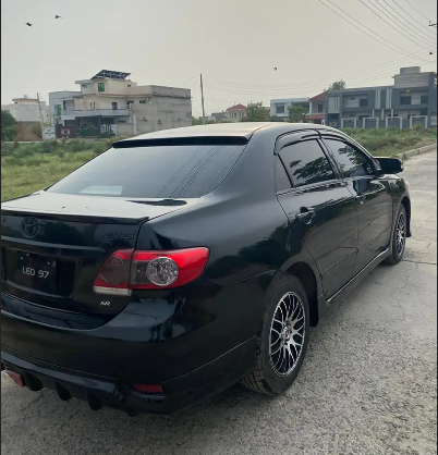 toyota-corolla-altis-2010-18-toyota-corolla-altis-car-for-sale-big-3