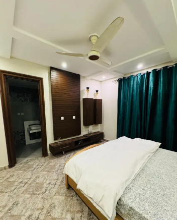3-bed-room-facing-park-luxury-apartment-for-sale-in-phase-8-dha-lahore-big-2