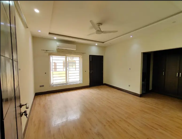 beautiful-tile-flooring-upper-portion-for-rent-3-bedroom-with-attached-bathroom-big-1