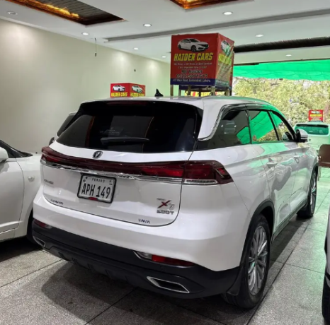 changan-oshan-x7-future-sense-2022-bank-leased-big-2