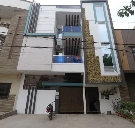 A Prime Location 233 Square Yards Upper Portion In Karachi Is On The Market For sale