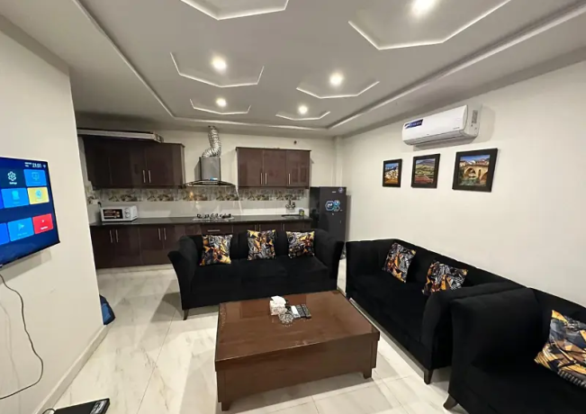 super-luxury-ac-furnished-apartment-for-rent-short-stay-daily-weekly-monthly-and-long-term-basics-big-1