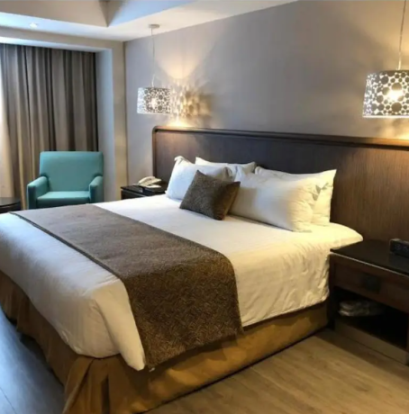 deluxe-ac-room-safe-and-secure-peaceful-environment-w-big-0