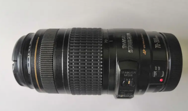 canon-70-300-is-image-stabiliser-lens-big-1