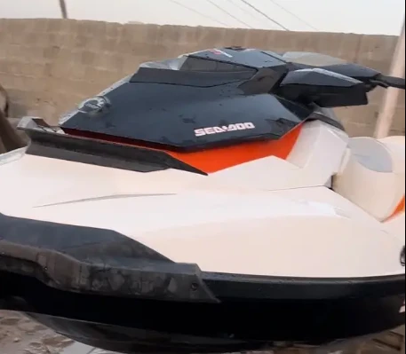 Jetski Boat