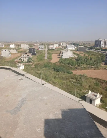 5 Marla Plot available for rent near Double Road