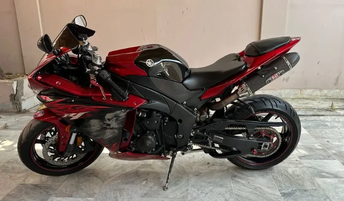 Yamaha YZF-R1 | Model 2011 | Import In 2012 | Total Genuine