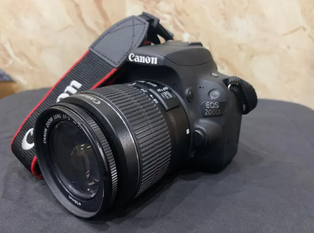 canon-200d-dslr-camera-for-sale-with-kit-lens-accesories-big-1