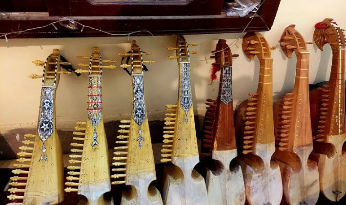 Rabab , rubab, robab, rabap, rapab, rabaab, setar, sitar