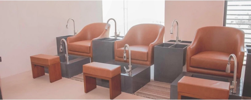 Aventura Salon