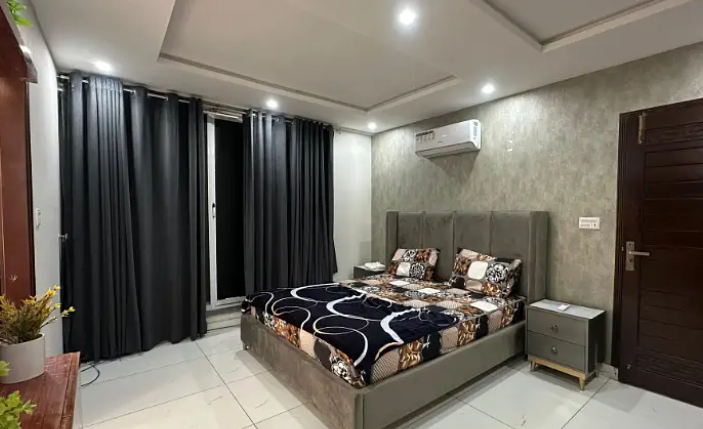Per day luxury furnished one bedroom apartment