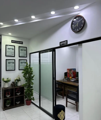 5-marla-furnished-office-available-for-rent-in-sector-c-bahria-town-lahore-big-2
