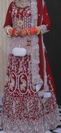 Bridal lehnga / wedding wear dress / Barat Dress for sale