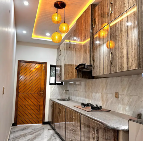 5-marla-furnished-house-for-sale-in-fmc-big-3