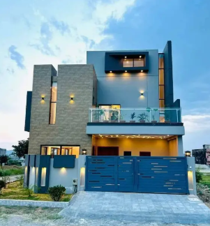 Luxury double Story House for sale in Islamabad Multi Garden B17