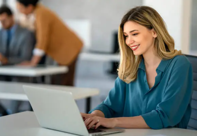 female-manager-for-social-media-marketing-seo-gulberg-lahore-big-0