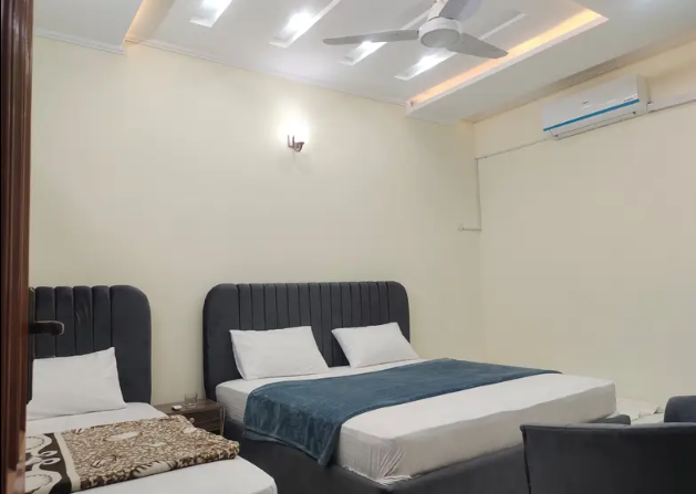 Room for rent daily basis G-13 Islamabad