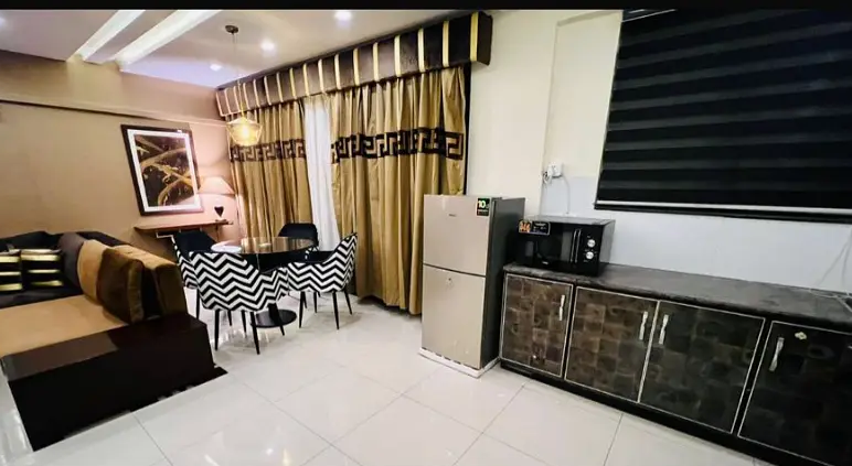fully-furnish-apartment-for-rent-pr-day-weekly-available-bahria-town-lahore-sector-e-big-2