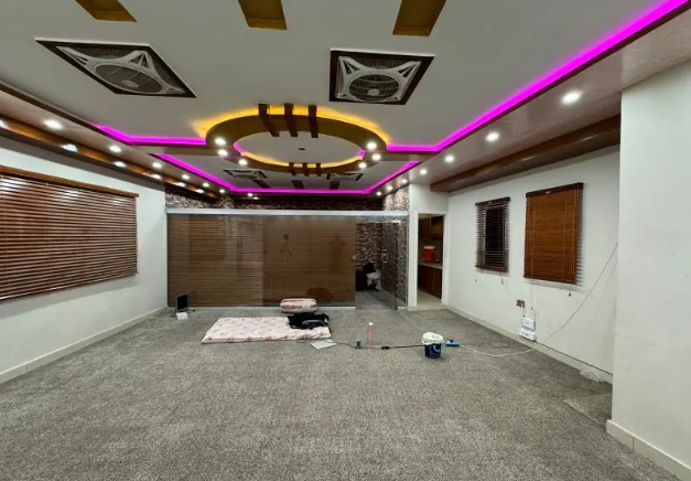 Prime 685Sqft Office for Sale NewDilJanPlaza, Achini Chowk, Ring Road, Peshawar