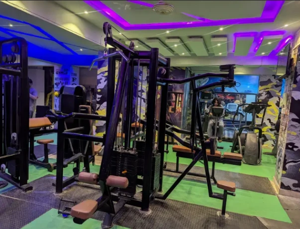 GYM FOR SALE WITH PROPERTY