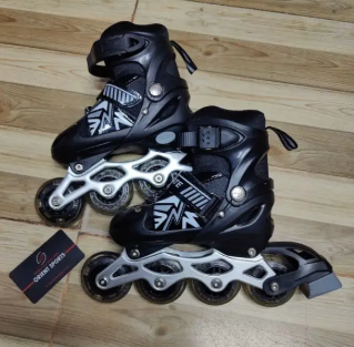 skating-shoes-roller-skates-big-1