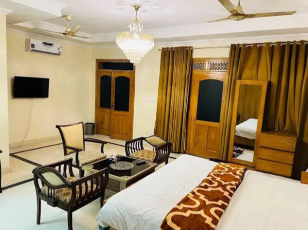 room-for-rent-daily-basis-03705134239-big-1