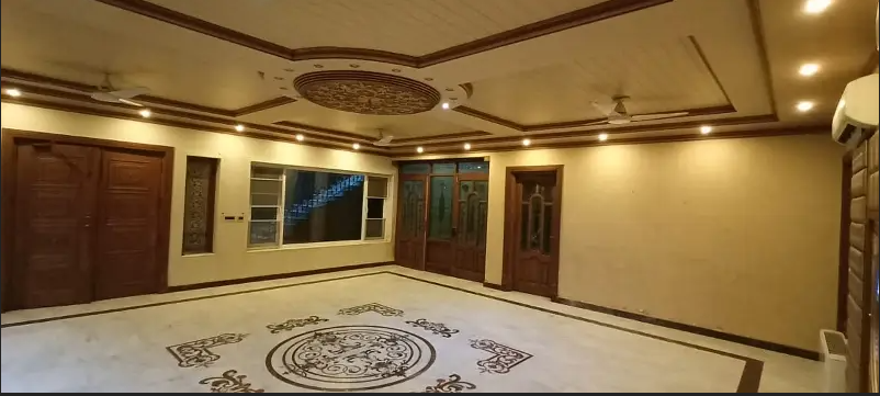 a-beautiful-ground-portion-is-available-for-rent-big-1