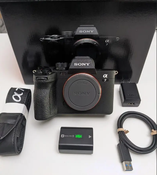 SONY A7IV ONLY BODY PINPACK ONE YEAR OFFICIAL WARRANTY
