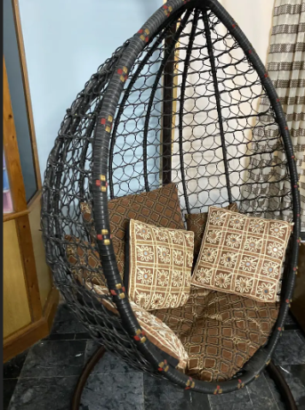 outdoor-swing-and-mirrors-big-1