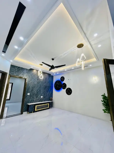 BRAND NEW LAVISH HOUSE FOR SALE IN VALENCIA TOWN LAHORE