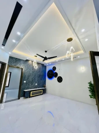 BRAND NEW LAVISH HOUSE FOR SALE IN VALENCIA TOWN LAHORE