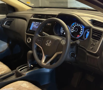 honda-city-12-cvt-model-2025-bank-leased-car-big-3