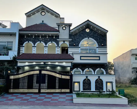 10 Marla brand New House For Sale at Very reasonable price in G-13 Islamabad