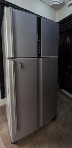 Refrigerator hitachi
