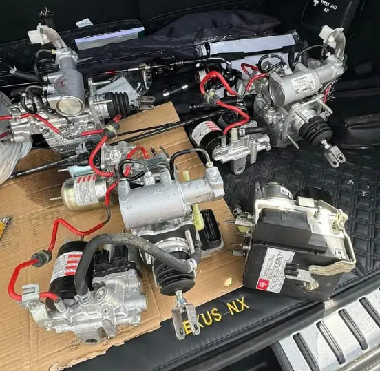 Car Abs unit Aqua / Toyota Prius/axio/fielder/alpha /Abs /Vitz