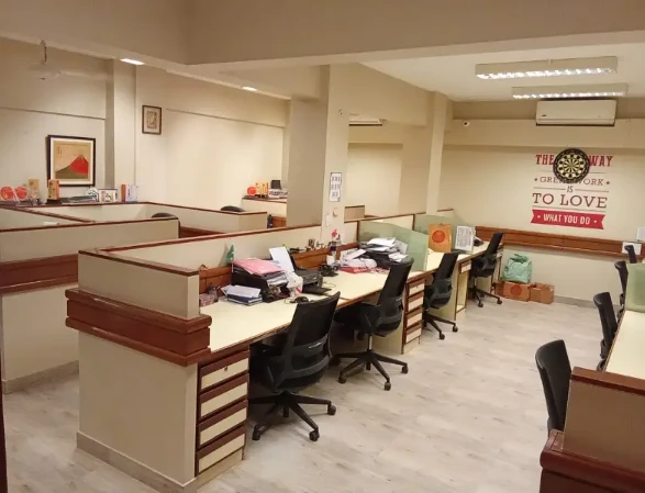 Commercial Building Available For Rent