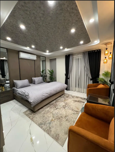 LUXURIOUS ONE BED FURNISHED APARTMENT FOR SALE AT HOT LOCATION OF BAHRIA TOWN