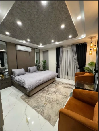 LUXURIOUS ONE BED FURNISHED APARTMENT FOR SALE AT HOT LOCATION OF BAHRIA TOWN